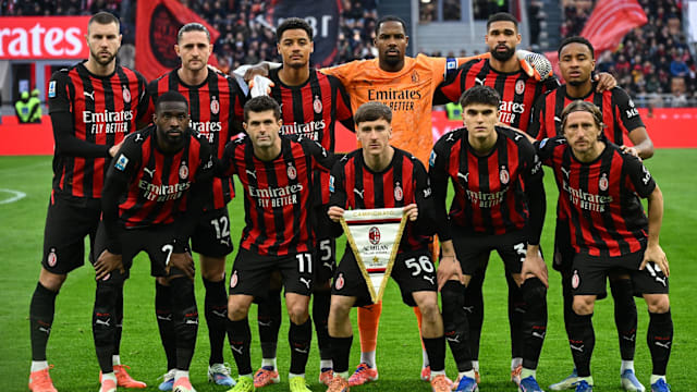 利物浦萨拉赫末段进球险胜曼联（萨拉赫终场前破门，利物浦险胜曼联）