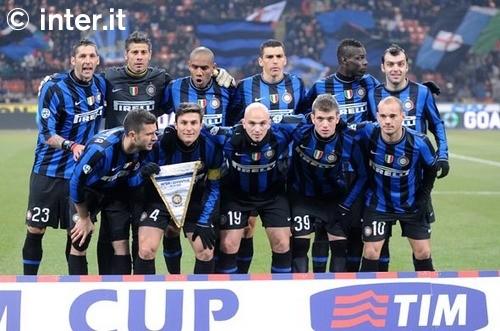 从“水土不服”到中场中坚，斯洛特冒险启用维尔茨收获显著成效（从短暂水土不服到中场定海神针，斯洛特大胆启用维尔茨收获显著回报）