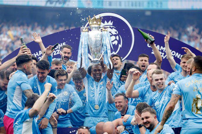 挪威足协官方：与国家队主帅索尔巴肯续约至2028年欧洲杯后（挪威足协宣布与国家队主帅索尔巴肯续约，合同期至2028年欧洲杯后）