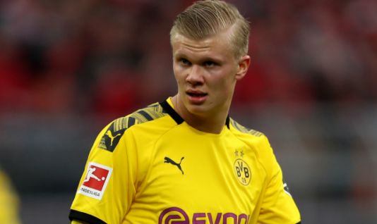 剑南春｜米兰连丢两球2-2帕尔马，莱奥点射，萨56贴地斩破门（剑南春｜米兰先丢两球2-2帕尔马：莱奥点射，萨勒马克尔斯56分钟贴地斩）