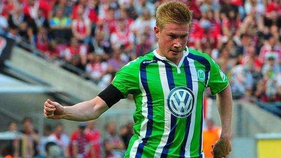 萨拉赫缺阵利物浦争议点球告负，球员称判罚牵强（萨拉赫缺阵之际利物浦折戟争议点球，球员直指判罚牵强）