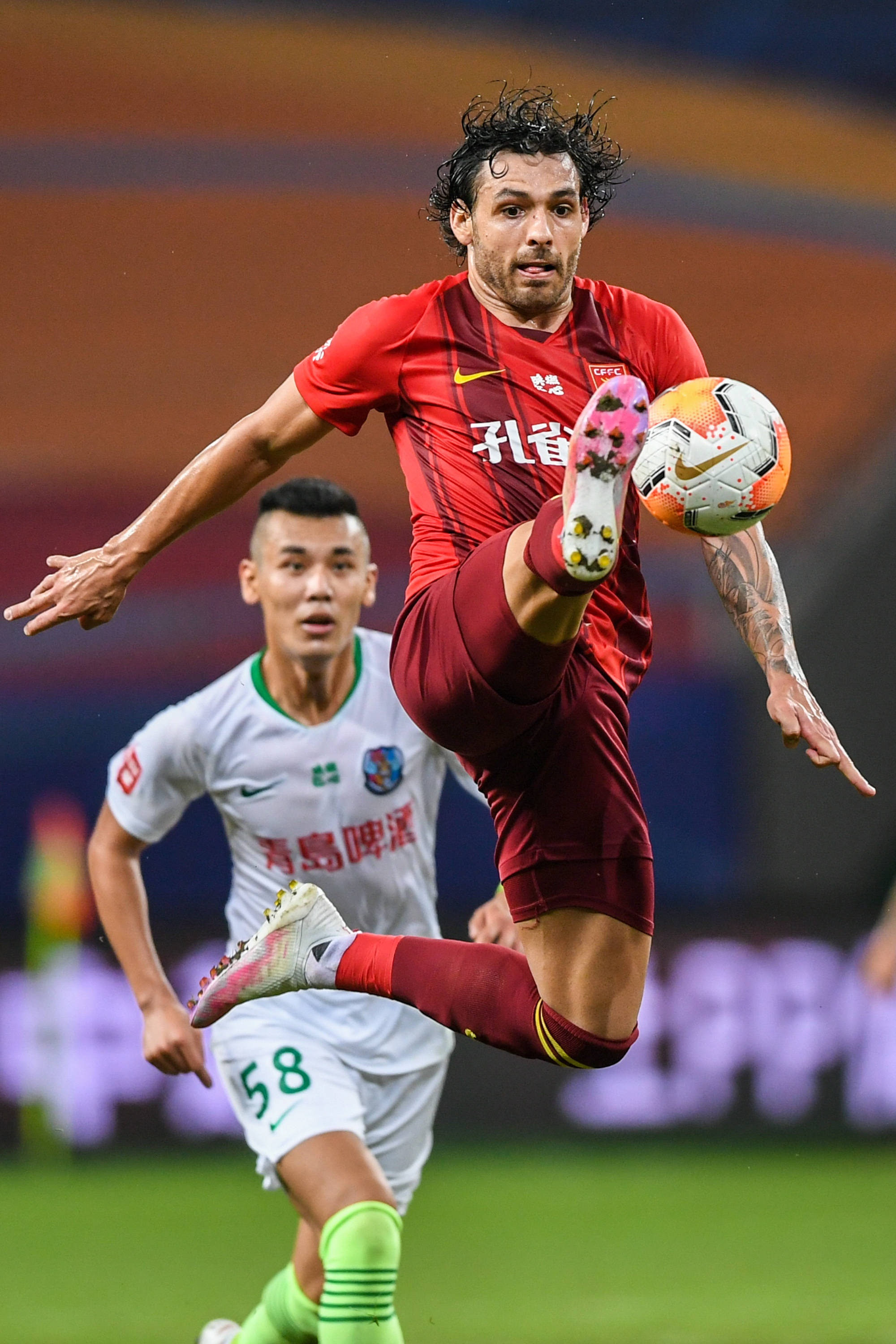 美因茨后卫科尔德甲生涯第9次染红，成德甲历史染红最多球员（美因茨后卫科尔德甲生涯第9张红牌，升至联赛历史染红第一人）