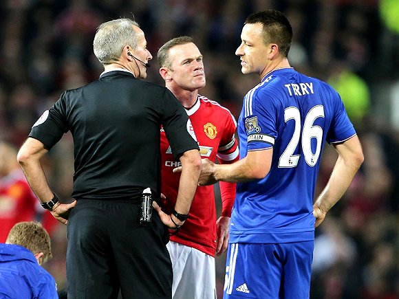 《曼晚》建议不靠谱，蜜蜂双煞在曼联合体？别闹了！（曼晚这提案不着调，蜜蜂双星齐投曼联？想多了！）