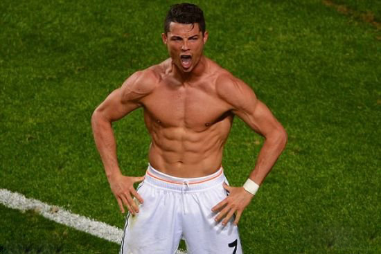 手感冰凉！麦克布莱德半场7中1仅拿2分1篮板2助攻（状态低迷！麦克布莱德半场7投仅1中，仅得2分1篮板2助攻）