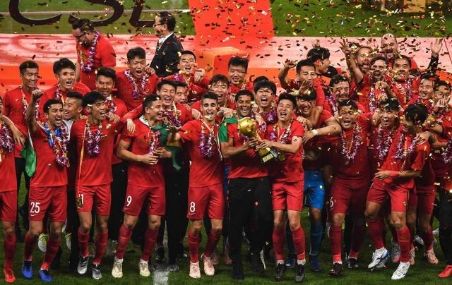 帕雷德斯父亲：我了解一些事情，知道迪巴拉想来博卡（帕雷德斯之父：获悉内情，迪巴拉有意加盟博卡）