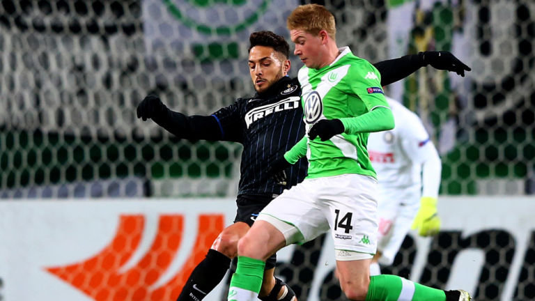 德转评年度最佳左边锋：迪亚斯、KK、拉菲尼亚、维尼修斯入围（德转年度最佳左边锋候选出炉：迪亚斯、克瓦拉茨赫利亚、拉菲尼亚、维尼修斯在列）