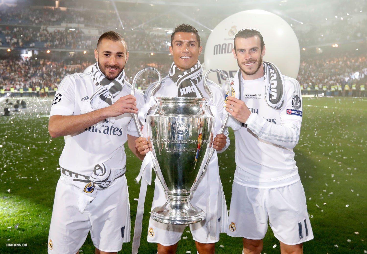 法媒：登贝莱已抵达多哈备战洲际杯，马尤鲁病毒感染稍后归队（法媒：登贝莱已赴多哈备战洲际杯，马尤鲁因病毒感染将稍后合流）